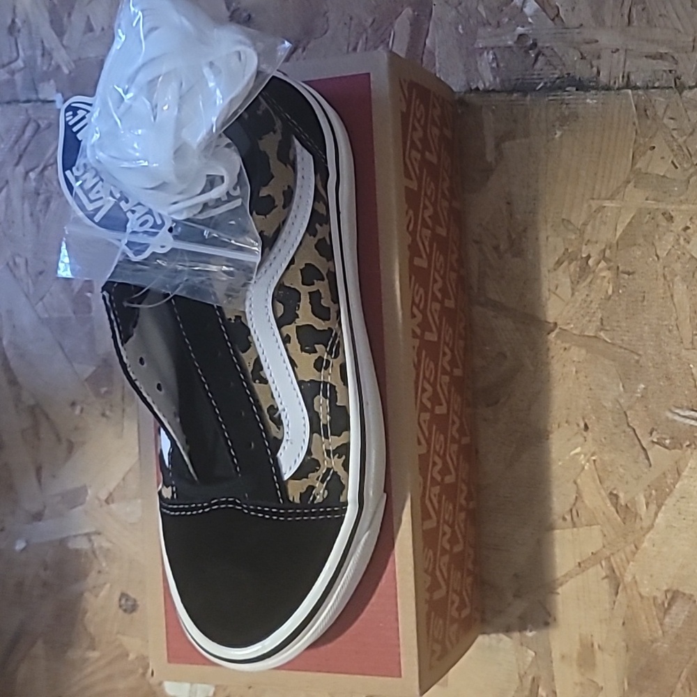 NIB Vans Old Skool 36Dx Cheetah Print Sneakers - Size 6 Women's